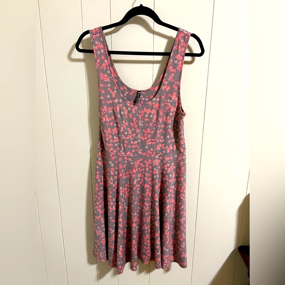 Free People women’s size large tank dress stretch floral flowy gray and peach